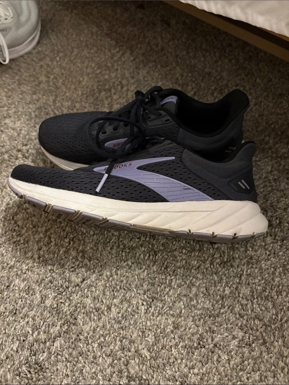 Brooks Black and Light Purple Running Shoes